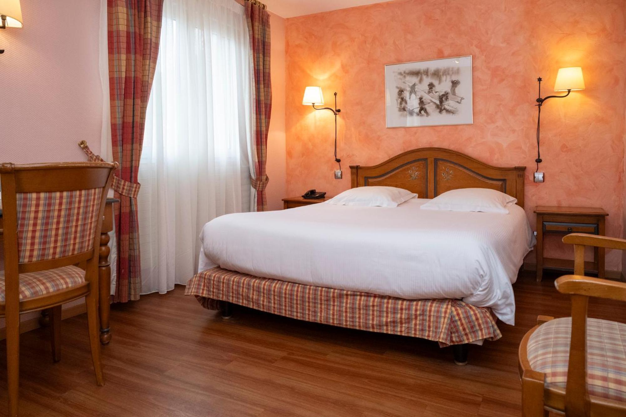 Logis Hotel Restaurant Le Faude Lapoutroie Dış mekan fotoğraf