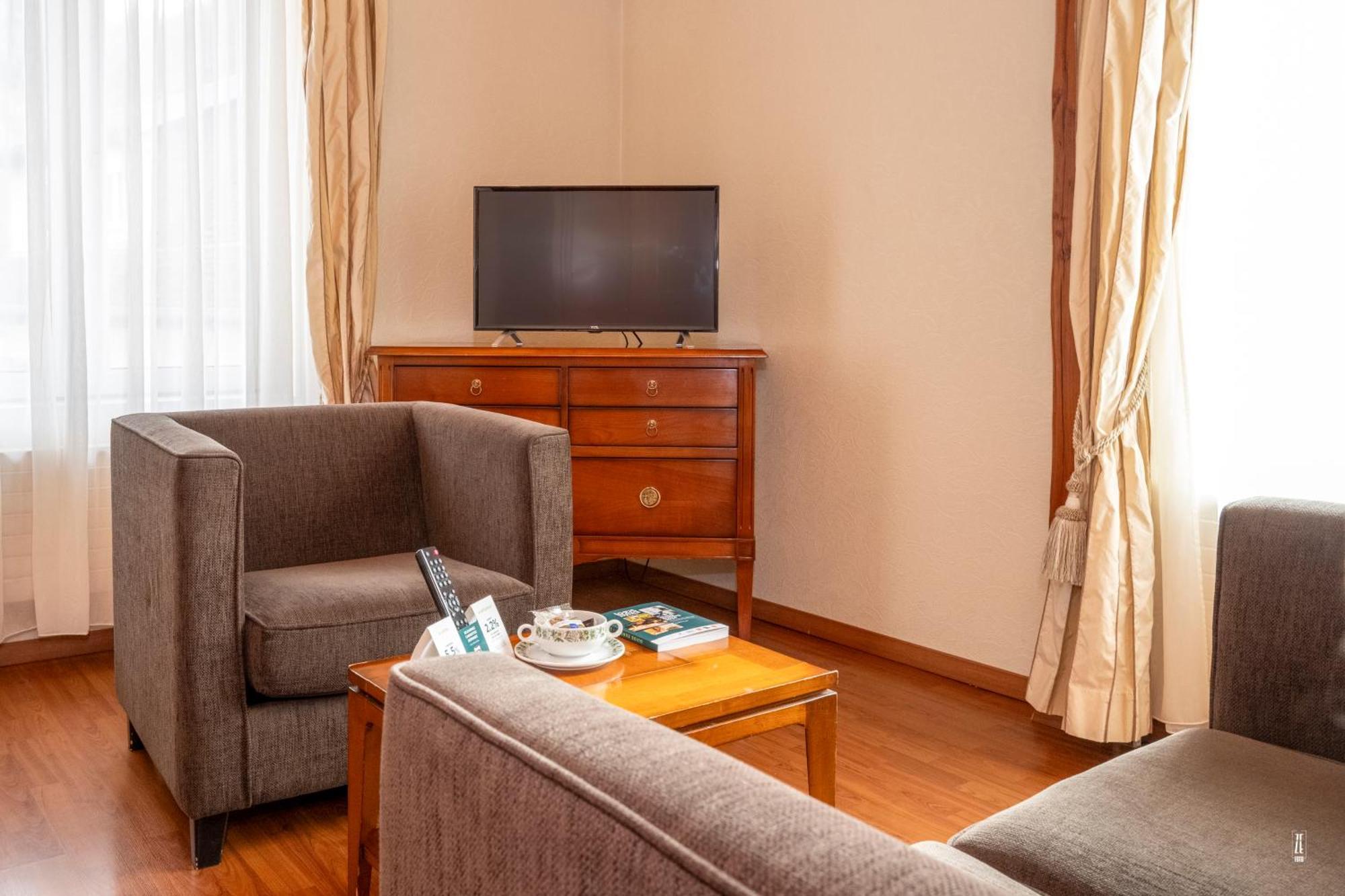 Logis Hotel Restaurant Le Faude Lapoutroie Dış mekan fotoğraf