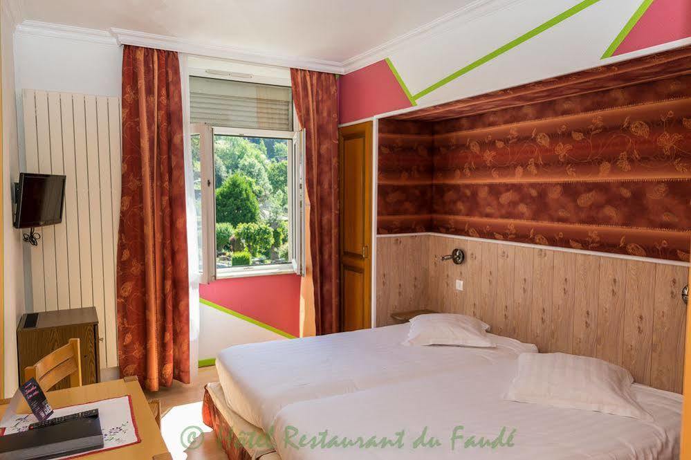 Logis Hotel Restaurant Le Faude Lapoutroie Dış mekan fotoğraf